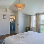 Villa Aurora